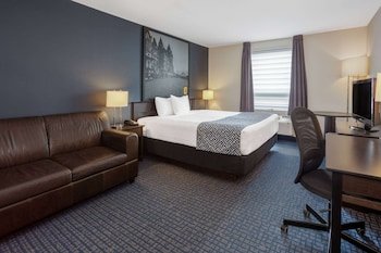 Super 8 by Wyndham Lachenaie/Terrebonne