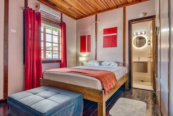 Lula’s Bed & Breakfast