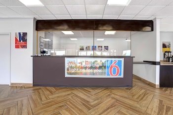 Motel 6 Jacksonville NC