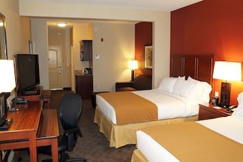 Holiday Inn Express & Suites Paducah West