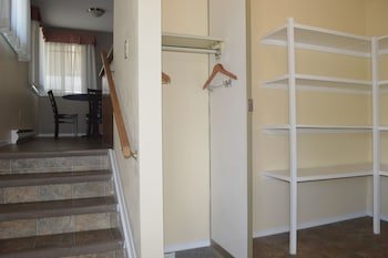 Siesta Suites Kelowna