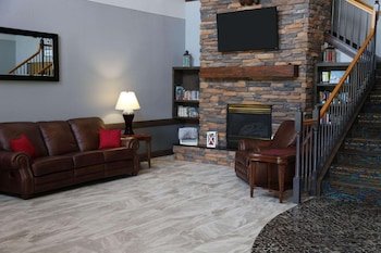 Country Inn & Suites by Radisson, Little Falls, MN