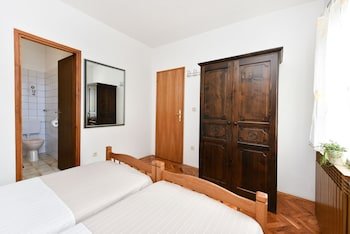 Adria Apartments