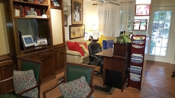 The Caribbean Court Boutique