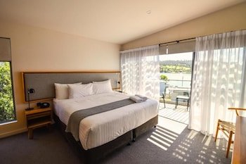 Rosevears Hotel
