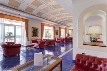 Lloyd's Baia Hotel