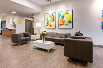 Super 8 by Wyndham Winnipeg East MB