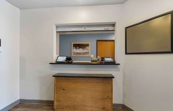 Extended Stay America Select Suites Lakeland