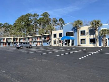 Havelock Inn & Suites