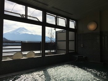 Tominoko Rich Lake