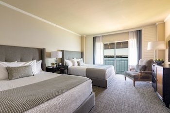 Woodmark Hotel and Still Spa
