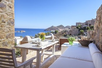 Theologos Houses