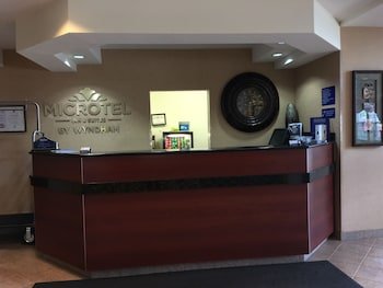 Microtel Inn & Suites by Wyndham Indianapolis Airport