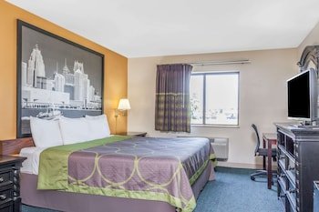 Super 8 by Wyndham Imlay City