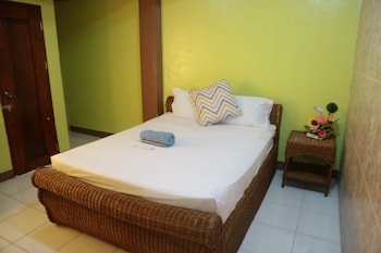 Centillo Travellers Inn