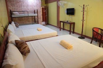 Centillo Travellers Inn