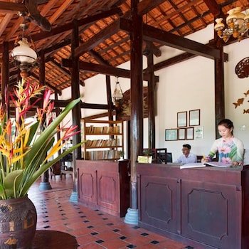Mekong Riverside Boutique Resort And Spa