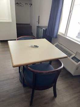 Safari Motel