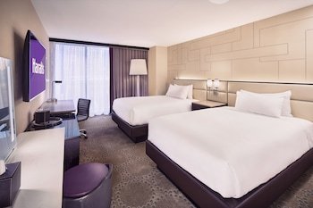 Harrah's Las Vegas Hotel & Casino