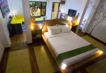 Thanakha Inle Hotel