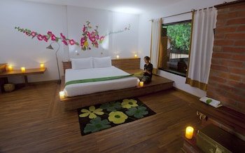 Thanakha Inle Hotel