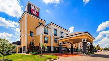 Best Western Plus Barsana Hotel & Suites