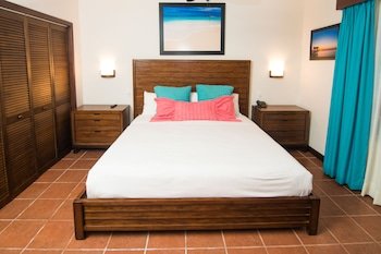 Mayan Princess Beach & Dive Resort