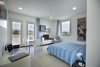 Porta Pispini Residence