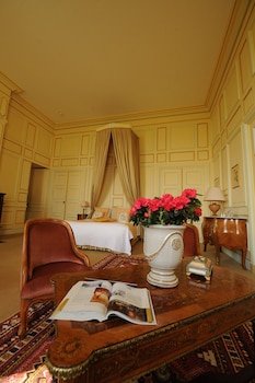 Chateau de Curzay