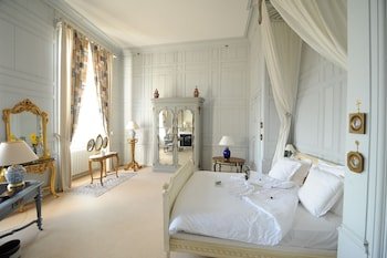 Chateau de Curzay