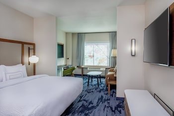 Fairfield Inn & Suites McPherson