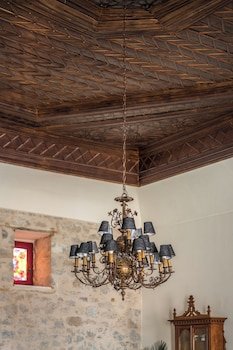 Fos Hydra Residence