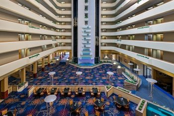 Capitol Plaza Hotel & Convention Center