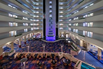 Capitol Plaza Hotel & Convention Center