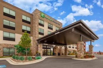 Holiday Inn Express & Suites Brunswick - Harpers Ferry