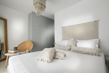 Simousi Villas