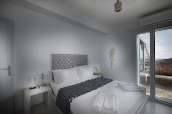 Simousi Villas