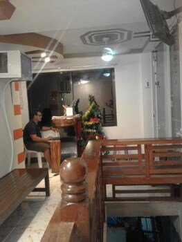 Vali Joe Travel Lodge