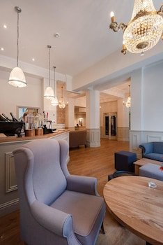 The Royal Kings Arms Hotel
