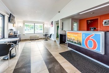 Motel 6 Mansfield