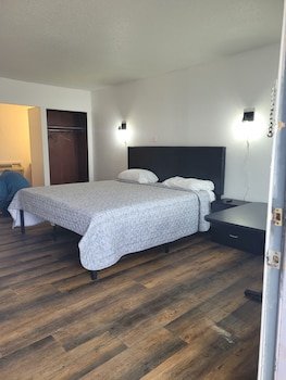 Custom Stay Thief River Falls