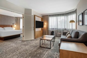 Sheraton Suites Wilmington Downtown
