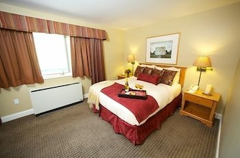 Grand Summit Hotel & Conference Center