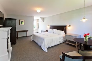 Seaglass Inn & Spa