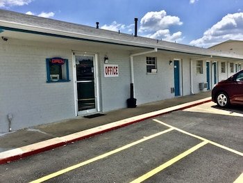 Lakeside inn