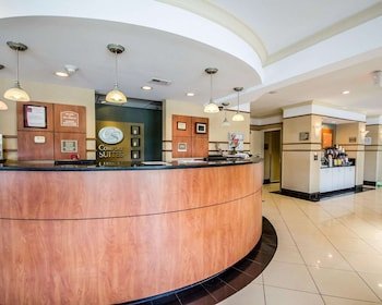 Comfort Suites