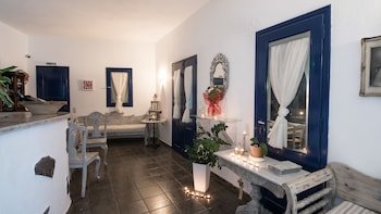 Agnadi View Villa Hotel
