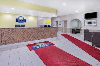 Days Inn & Suites by Wyndham Williamsburg Colonial