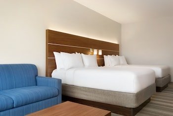 Holiday Inn Express & Suites Cincinnati South - Wilder