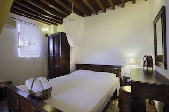 Lindos Boutique Rooms